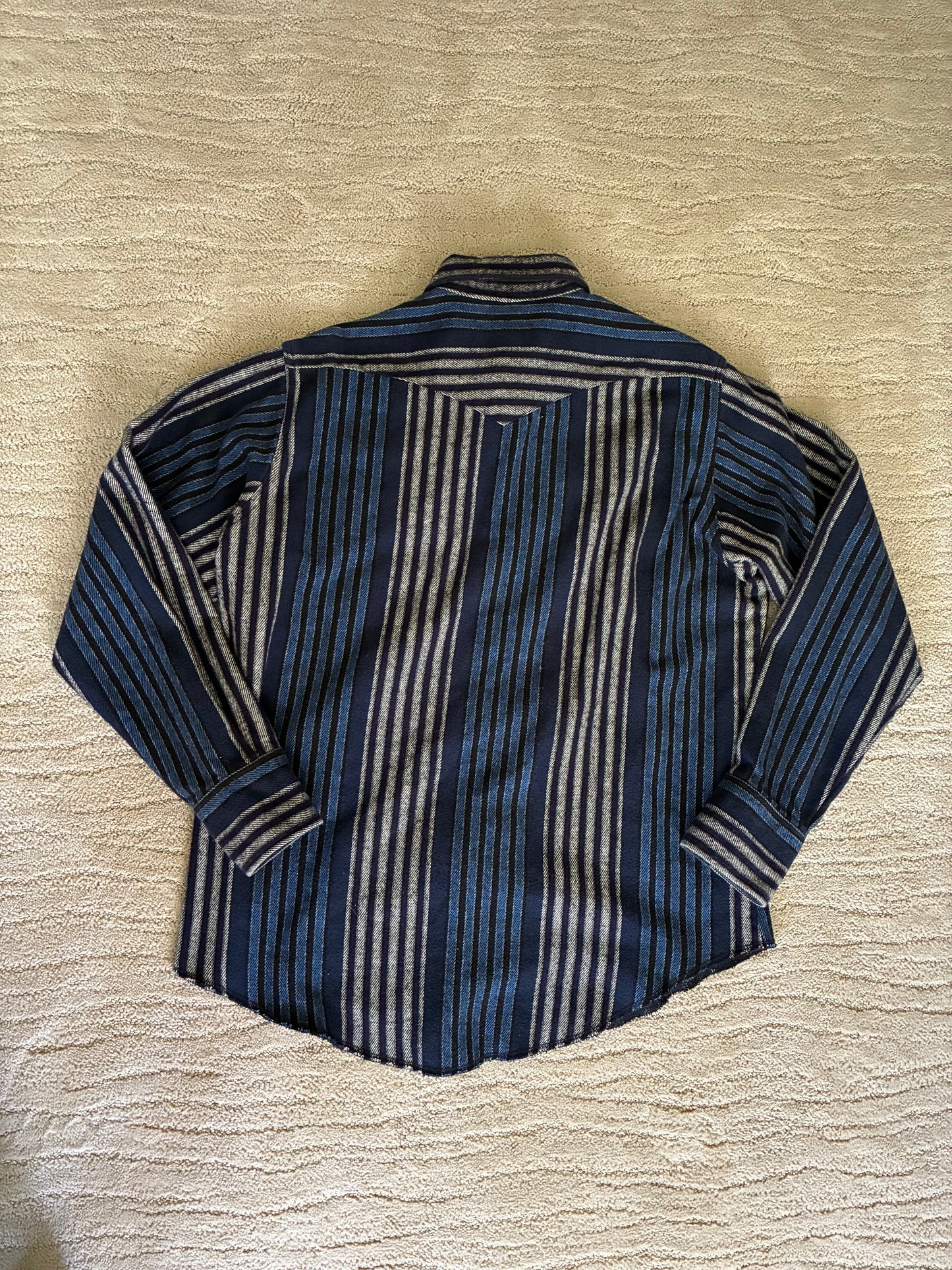Wrangler Thick Blue/Black/Gray Pearl Snap